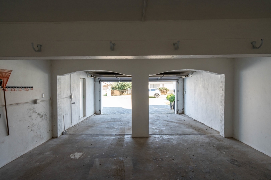 4 Bedroom Property for Sale in West Beach Eastern Cape